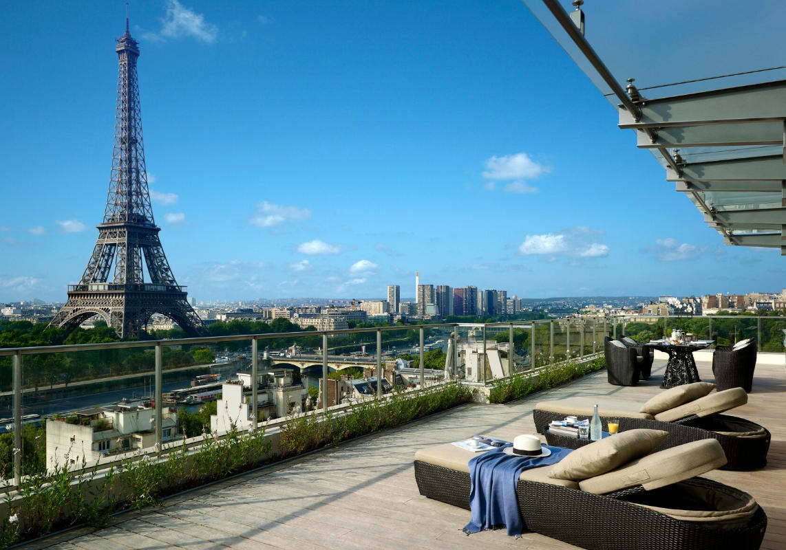 Shangri-La-Paris-1.jpg